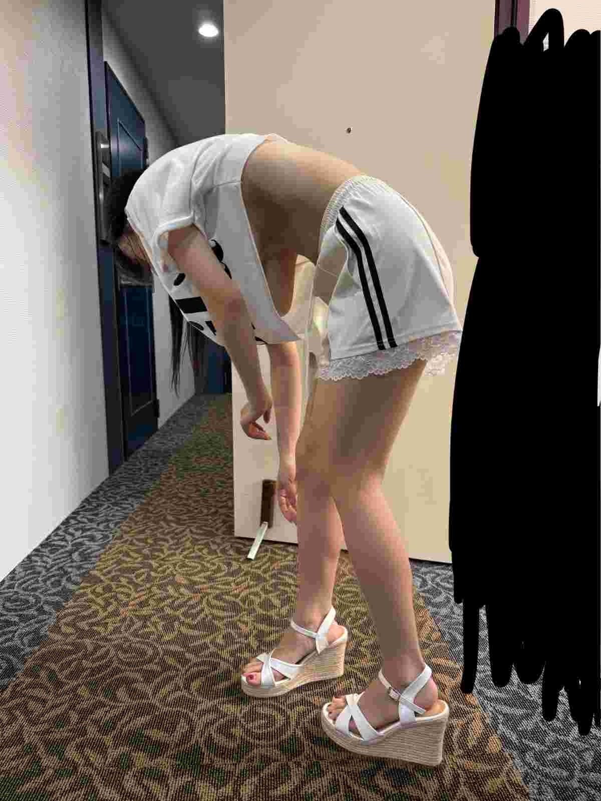 【画像】 隣の部屋に住んでる垂れ乳女子大生шшшшшшшшшшшш